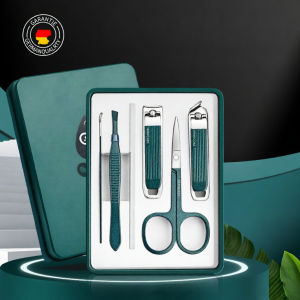 High-end Portable Nail Clippers Set with Ear Picks Tools