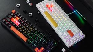 【จัดส่งภายใน 3 วัน】ZIFRIEND AG68 คีย์บอร์ดแมคคานิค 68 คีย์ คีย์บอร์ดเกมมิ่งแบบมีสาย สวิตช์สีน้ำเงิน/แดง/น้ำตาลแบบ Hot-Swappable