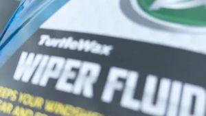 Turtle Wax Wiper Fluid - Air Wiper Mobil Cairan Pembersih Perawatan Sabun Kaca Mobil Refill