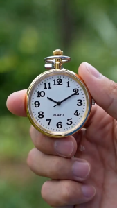 Quartz Pocket Watch Keychain Mini Remote Control Clock With Battery Student Vintage Medical Watch Holiday Small Gifts
