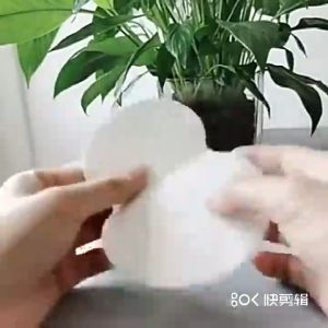 100ชิ้น แผ่นซับเหงื่อ แผ่นซับเหงื่อรักแร้ แบบใช้แล้วทิ้ง แผ่นแปะใต้วงแขน กันเหงื่อ แบบบางพิเศษ ระบายอากาศ เหมาะกับฤดูร้อน