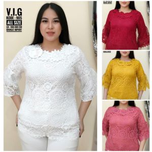 Blus brokat tebal premium motif bunga dan renda lengan 3/4