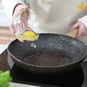 4 Hole Wooden Frying Cooking Pot Non-Stick Pancake Maker Stove Breakfast Egg Pan Omelet Pan Burger