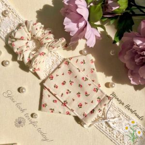 Khẩu trang vải 3d kháng khuẩn chống bụi hoạ tiết hoa nhí( vintage)