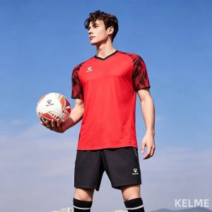 Kelme | Áo Thun Nam KELME Mùa Hè Tay Ngắn Kiểu Dáng Thể Thao Thoải Mái Thoáng Khí Cổ V Chất Liệu Polyester Nhanh Khô Thấm Hút Mồ Hôi Phong Cách Đường Phố
