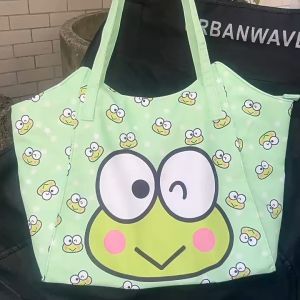 🧡 กระเป๋าช็อปปิ้ง ลายรวมการ์ตูนฮิต Tote Bag มาใหม่ ใบใหญ่ ใช้สะพายไหล่หรือหิ้วได้ ด้านในมีช่องแบ่งของ ขนาด 35×32×10 cm