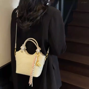 Grosirready 2720 tas selempang wanita  tas wanita tas import Tas Slingbag Wanita Tas Bahu