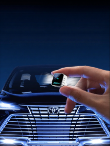 LUXIANXING | Wireless CarPlay and HiCar Box Dual-Use In-Car Connectivity