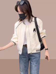 แจ็คเก็ตเบสบอลสั้นสำหรับผู้หญิง ฤดูใบไม้ผลิและฤดูใบไม้ร่วง สไตล์ลำลอง แจ็คเก็ตสปอร์ตแบบอเนกประสงค์ แจ็คเก็ตสั้น แจ็คเก็ตสั้น