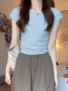 สีน้ําเงิน สลิมฟิต แขนสั้นถักน้ําแข็ง ผ้าไหม เสื้อยืด ฤดูร้อน ไหล่บาง ขวา ผู้หญิง ทันสมัย เสื้อท่อนบน คอกลม ความยาวปกติ