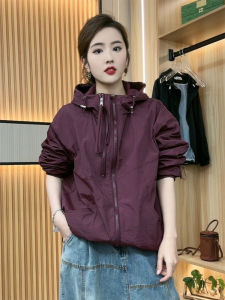 เสื้อแจ็คเก็ตกันฝนสไตล์ยุโรปแฟชั่นสำหรับผู้หญิง ฤดูใบไม้ร่วง 2025 แจ็คเก็ตแบบลำลองสำหรับกลางแจ้ง ทรงหลวม ปกติ