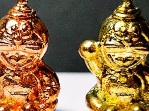 หลวงปู่แมวกวักทรัพย์รับลูกเดียวรุ่นแรก พิธีเทวาภิเษก ปี 2562, เป็นเครื่องประสบการณ์สำหรับแมวกวักทรัพย์ รับลูกเดียว รุ่นแรก, เรียกทรัพย์ พร้อม กล่อง