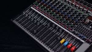 เพาเวอร์มิกเซอร์ yamaha/DM12 850วัตต์ X2ช่องpower mixer 99 DSP/อีควอไลเซอร์หลัก 7 แบนด์/บลูทูธ/USB/48v