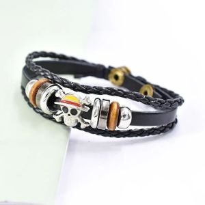 Gelang dan Kalung Edisi One Piece Gaya Retro