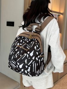 Trendy Large Capacity Oxford Cloth Backpack Casual Fashion Womens Travel Bag Printed Design Nylon Material Zipper Closure