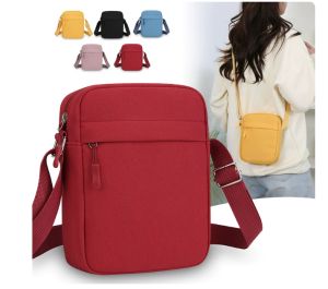 New womens crossbody bag casual versatile shoulder bag lightweight multi-color small bag spring and summer mobile phone bag outdoor shoulder bag