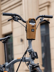 ROCKBROS Handlebar Bottle Bag 1.5L Foldbable Bicycle Scooter Front Bag Magnetic Attraction Bicycle Accessories
