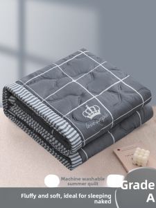 KAMONI | Machine Washable Single Summer Quilt