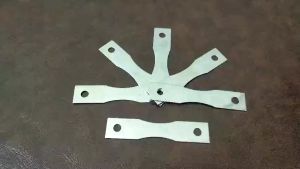Lưỡi dao máy là mỏ gà vịt chất liệu inox