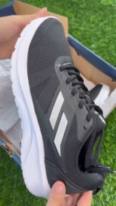 MILLS BLAZER BLACK WHITE RUNNING KASUT LARIAN