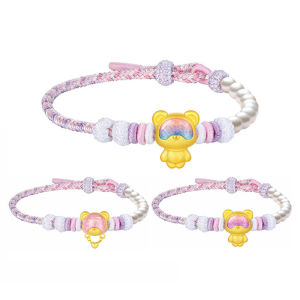 CTS First Series กำไลเรืองแสงพร้อมจี้รูปหมีทองคำ 24K ประดับคำลับ เคลือบอีนาเมล สำหรับเด็ก ผู้หญิง สายคล้องมือ ลูกปัดนำโชค ประดับ CHOW TAI SENG 周大生 Y0GC1916 Y0GC1920 Y0GC1921