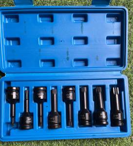 Bộ khẩu thép đen M 8 cái. Thương hiệu Hitman cao cấp