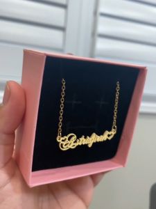 Kalung Nama Titanium Cewek Anti Karat dan Luntur