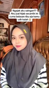 HIJAB BERGO SPORT SIZE M L PIN LOGO AKRILIK MENUTUP DADA JERSEY PREMIUM HIJAB INSTAN