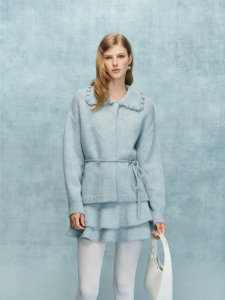 AIVEI | Gentle and Cute Crocheted Collar Knitted Sweater