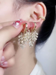 Unique Womens Zircon Tassel Earrings Elegant Fashionable Dangle Earrings Korean Style Alloy Gold Plated Fresh out Jewelry
