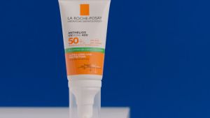 La Roche-Posay Anthelios UVMune 400 Oil Control Gel Cream SPF50+ 50ml - Ultimate protection with ultra-long UVA filter*