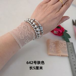Short Thin Elastic Lace Sleeve Covers Scar Concealing Protective Wristbands Breathable Half Finger Gloves for Youth And Middle-Aged Women