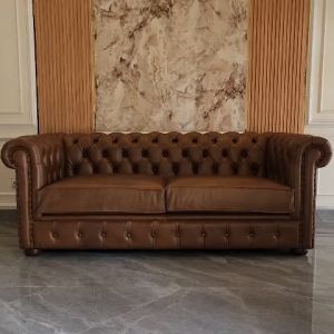 Sofa Tamu Chesterfield