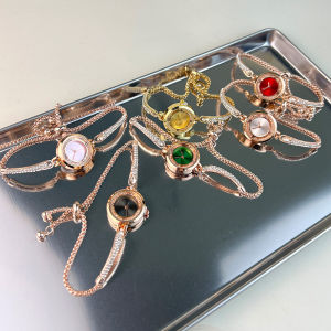 Nhỏ Bangle Đồng hồ dạng lắc tay thép không gỉ retro phụ nữ Đồng hồ đeo tay thạch anh thời trang đồng hồ giản dị cho phụ nữ