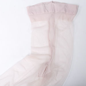 ถุงน่องผ้าไหมสีดำบางเฉียบ โปร่งใส ปลายเท้าสีเนื้อ ถุงน่องผ้าไหมฤดูร้อน ถุงน่องผ้าไหมสีเปล่าธรรมชาติ ถุงน่องผ้าไหมสีดำเนื้อสัมผัส