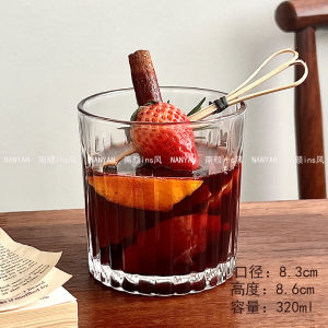 แก้วใสทรงสูงสำหรับรับประทานไวน์แดงอบอุ่นแบบอบสดใหม่ แก้วชิ้นส่วนเครื่องดื่มแอลกอฮอล์แบบโปร่งใส แก้วไวน์ทรงสูงแบบทนความร้อน