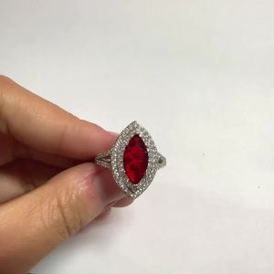 Huitan Marquise Shaped Women Ring Sliver Color Luxury Wedding Party Accessories Inlaid Shiny Red CZ Gentle Daily Fashion Jewelry