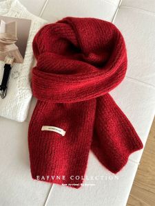 ผ้าพันคอสีแดงถักผสมขนสัตว์ ผ้าคลุมไหล่แบบหนา อบอุ่น หลากหลายสไตล์ สำหรับคู่รัก ผ้าพันคอแบบยาวสำหรับฤดูหนาว