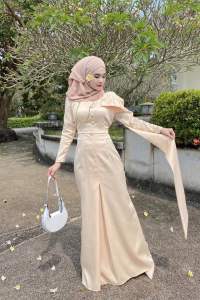 รุ่นที่1เดรสทรงหางปลา