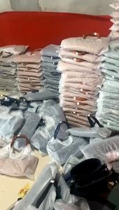 Túi xách đeo chéo túi cầm tay móc dây cài da tổng hợp cao cấp BAG U DC31