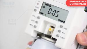 AROMAVIETNAM Máy xịt thơm phòng tự động có màn hình hẹn giờ linh hoạt SVAVO V880D