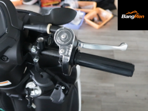 BangRen Motorcycle Throttle Grip Strap - Not easy to age - Easy to install - Comfortable grip - Universal - Waterproof - Cooling fan - Throttle handle.