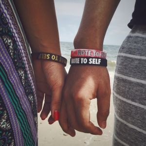 Ibelieve Couple Basketball Bracelet Luminous Bracelet Jewelry DIY Custom Lettering Hand Ring Silicone Fitness Wristband