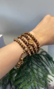 (HCM) Vòng Trầm Hương May Mắn Size 6 7 8 Vòng Đeo Tay Chuỗi Tràng Hạt Mix Cỏ 4 Lá - BOBA Naturals