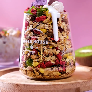 【Buy1 Take 2】-Meizhou Ready-to-Eat Cereal Granola & Oatmeal Muesli Mixed Yogurt Fruits Nuts Oatmeal