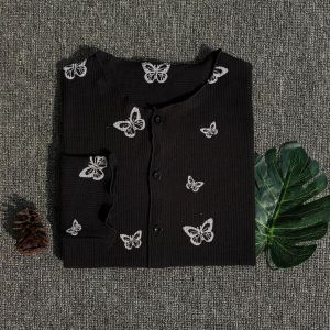 Cardigan wanita motif model crop /Ld100cm panjang 50cm