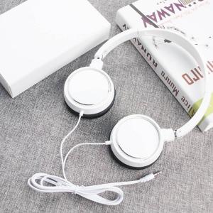 Universal Headset Wired Microphone Built-In Computer Mobile Phone K-Song Net-Classing Gaming Over-Ear Headphones with Microphone