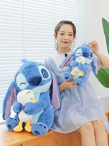 Thú nhồi bông Stitch ôm vịt dễ thương - Size từ 40 đến 80cm - Quà tặng gấu bông Stitch êm mịn cho bé