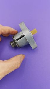 HONDA CBR150R TENSIONER CAM CHAIN 100% ORIGINAL HONDA 150R AHM ASSY 14520-KPP-931