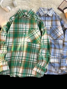 เสื้อเชิ้ตผู้ชายแขนยาวทรงหลวมสไตล์ญี่ปุ่นฤดูใบไม้ร่วง/ฤดูหนาว ผ้าขนสัตว์ลายสก็อต แฟชั่นลำลอง ทรงหลวม แจ็คเก็ตเสื้อเชิ้ต